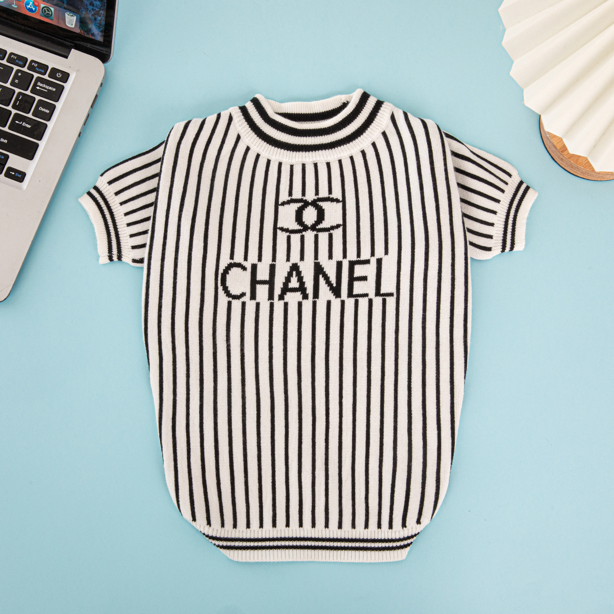 Free Shipping !Luxury Designer Dog Sweater Collection - Premium Knit Dog Cardigan & Fashion Pet Apparel | Wholesale & OEM Available