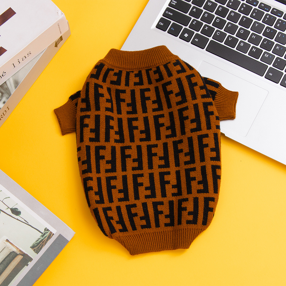 Free Shipping! Luxury Furdi Style Dog Sweater – High-End Designer Knitwear for Pets | Wholesale & Custom OEM/ODM